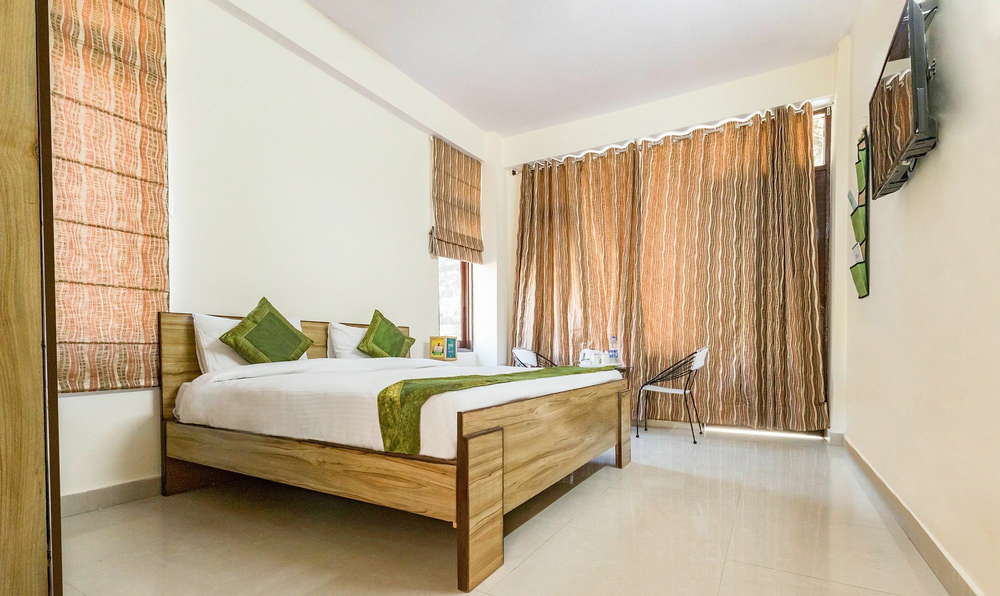 Royal Suites By Park Tree, Kasauli Ngoại thất bức ảnh